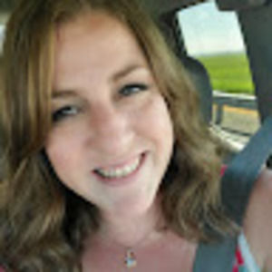 Meet your Posher, Alicia